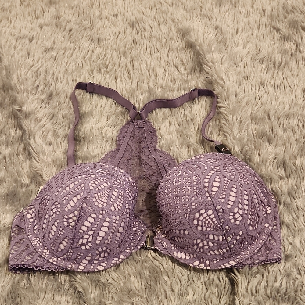 Victoria's Secret Lavender Lace Bralette Size 32C, New With Tags!